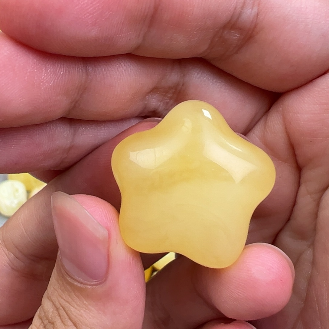 琥珀手链未镶嵌星星