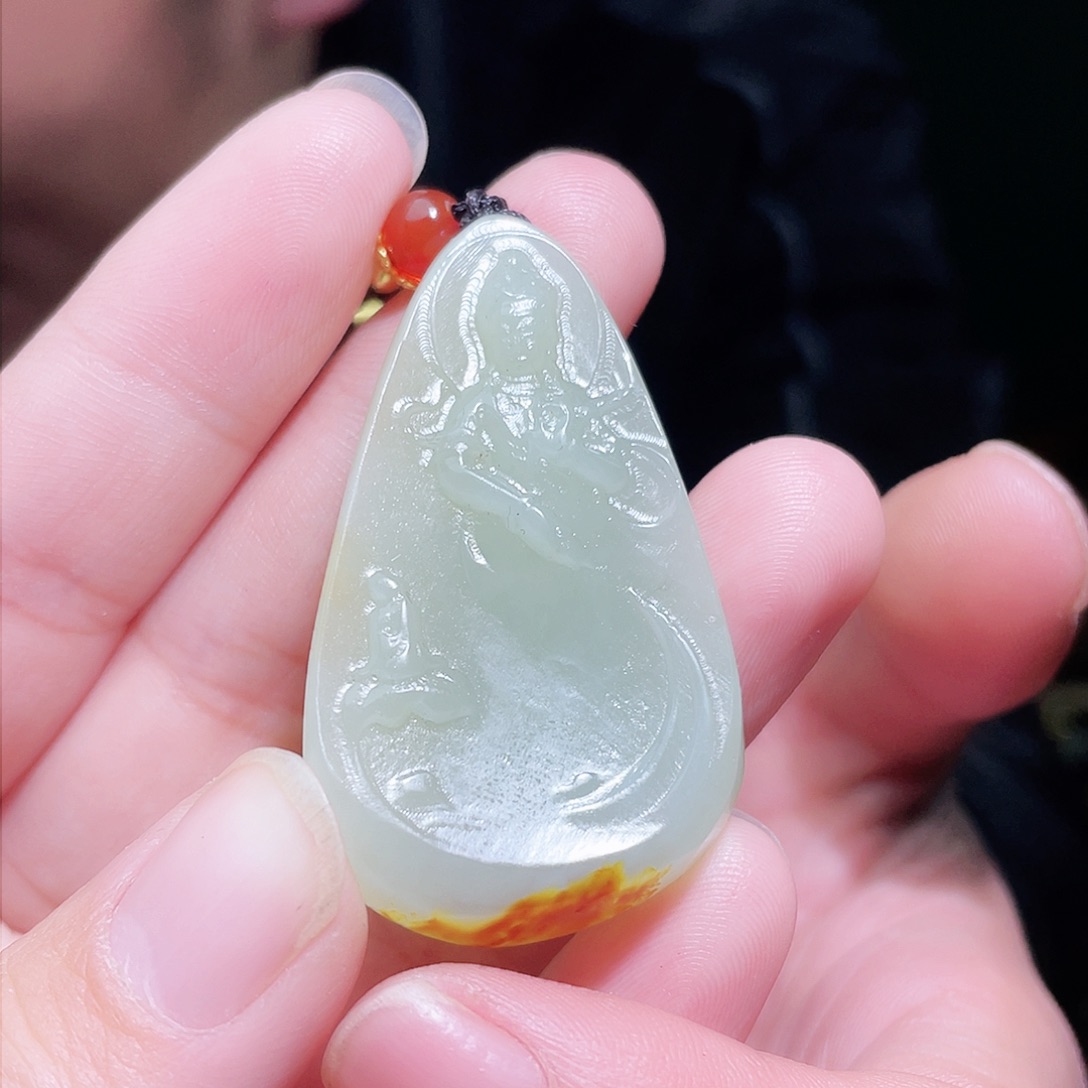 和田玉颈饰未镶嵌