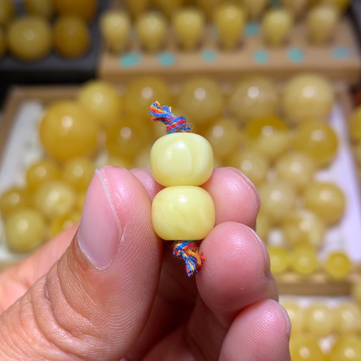 蜜蜡裸石未镶嵌天然俄料浓白花蜜蜡老型10.2