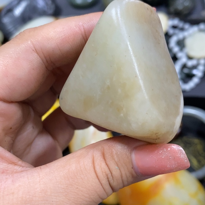 未镶嵌和田玉（糖玉）挂件