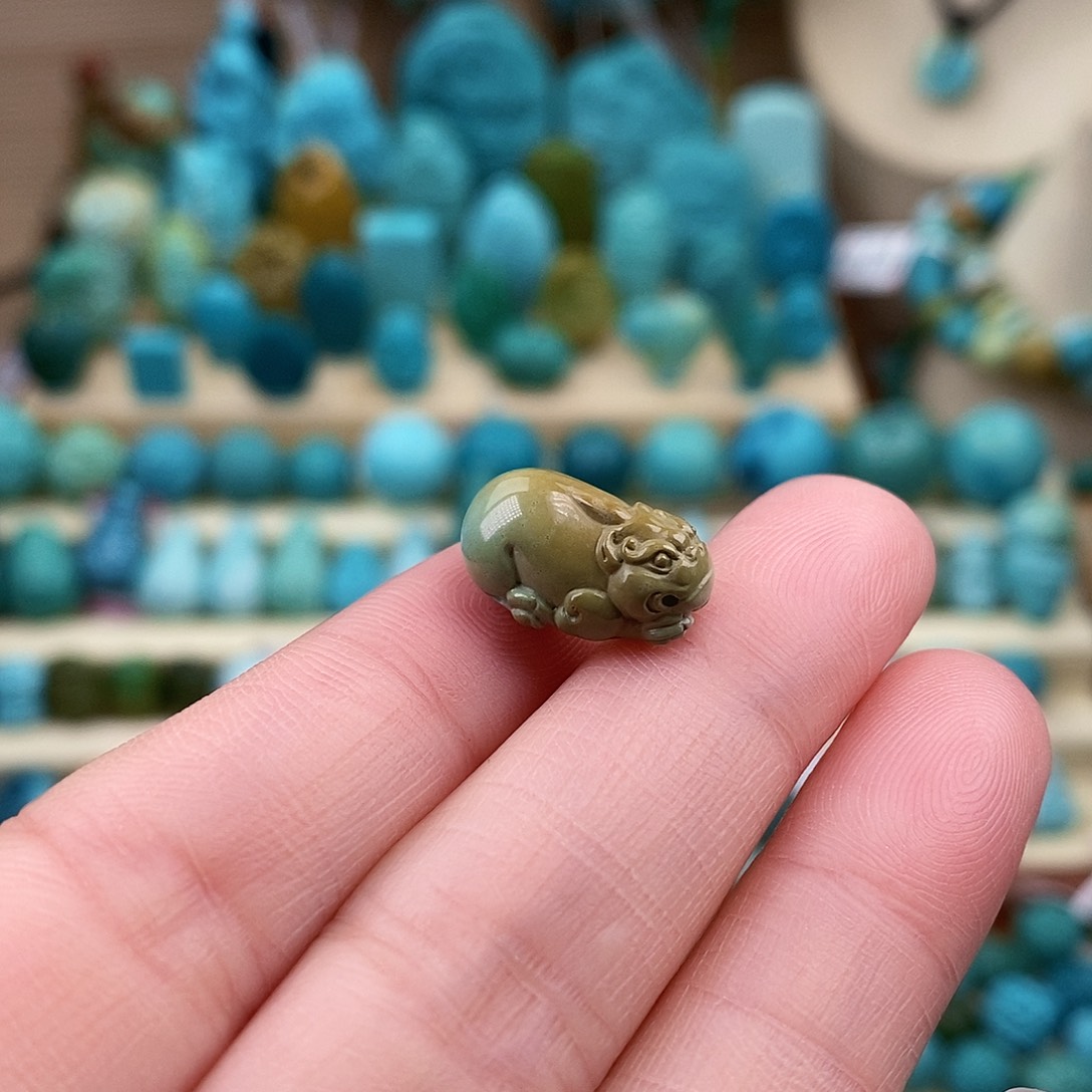 绿松石珠宝奇石未镶嵌