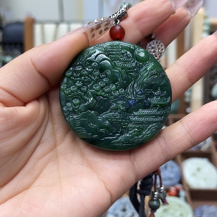 和田玉未镶嵌颈饰