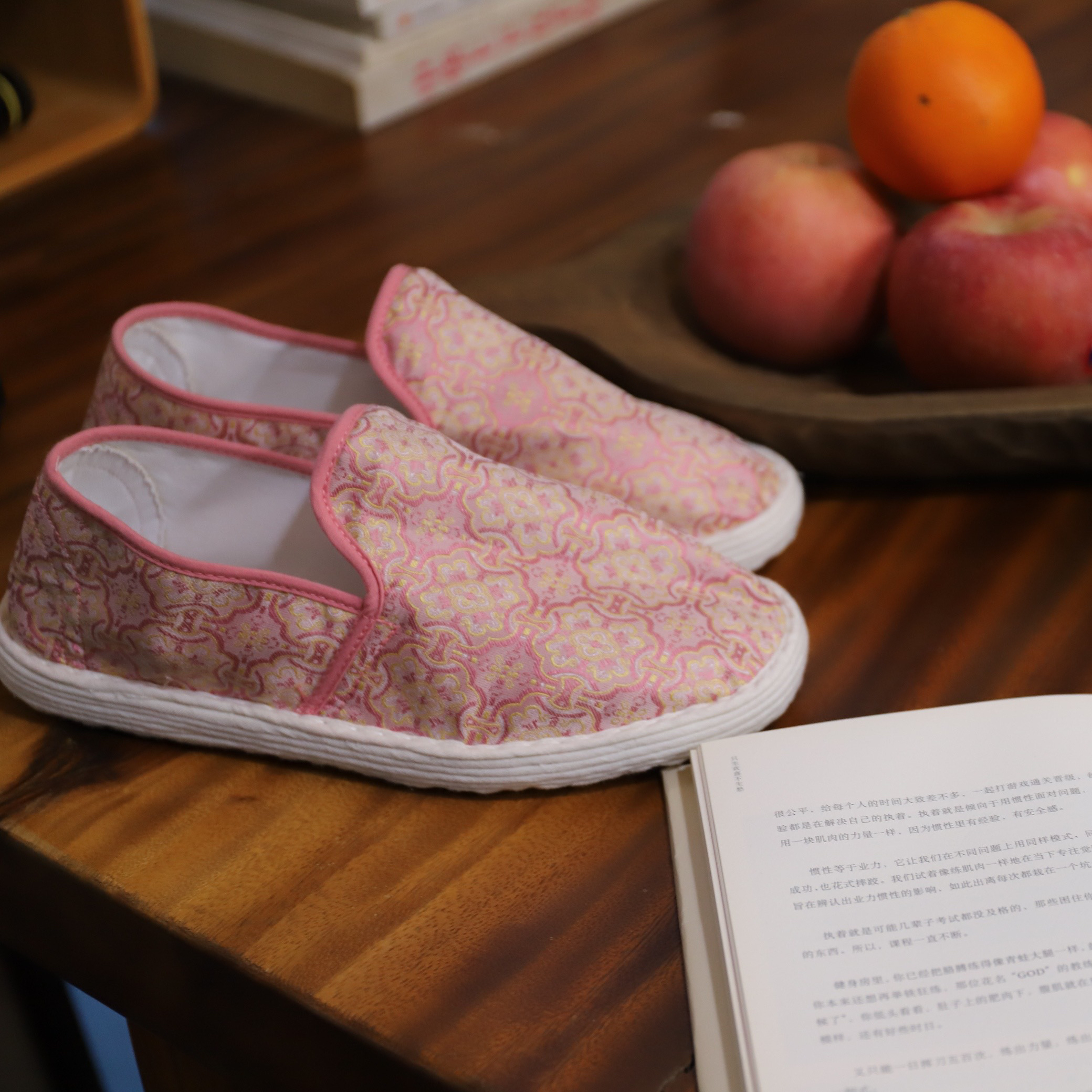 山水一色 | 千层底布鞋 粉定胜