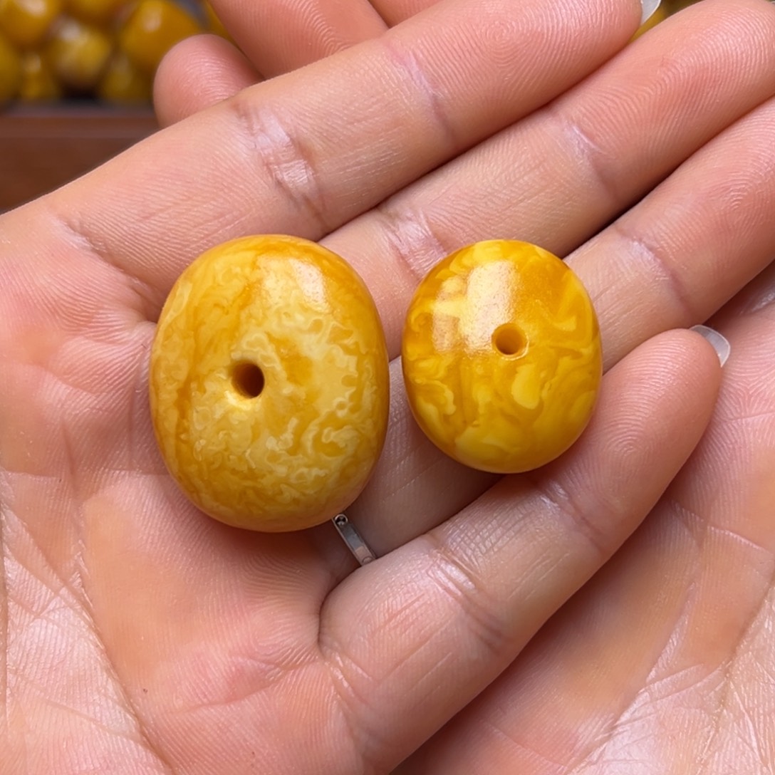 与***友琥珀未镶嵌吊坠(不含链)