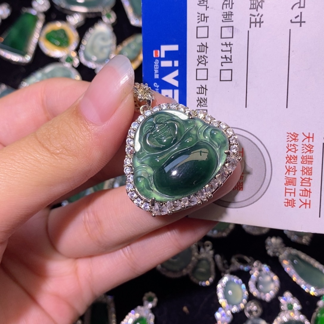 翡翠未镶嵌颈饰天然