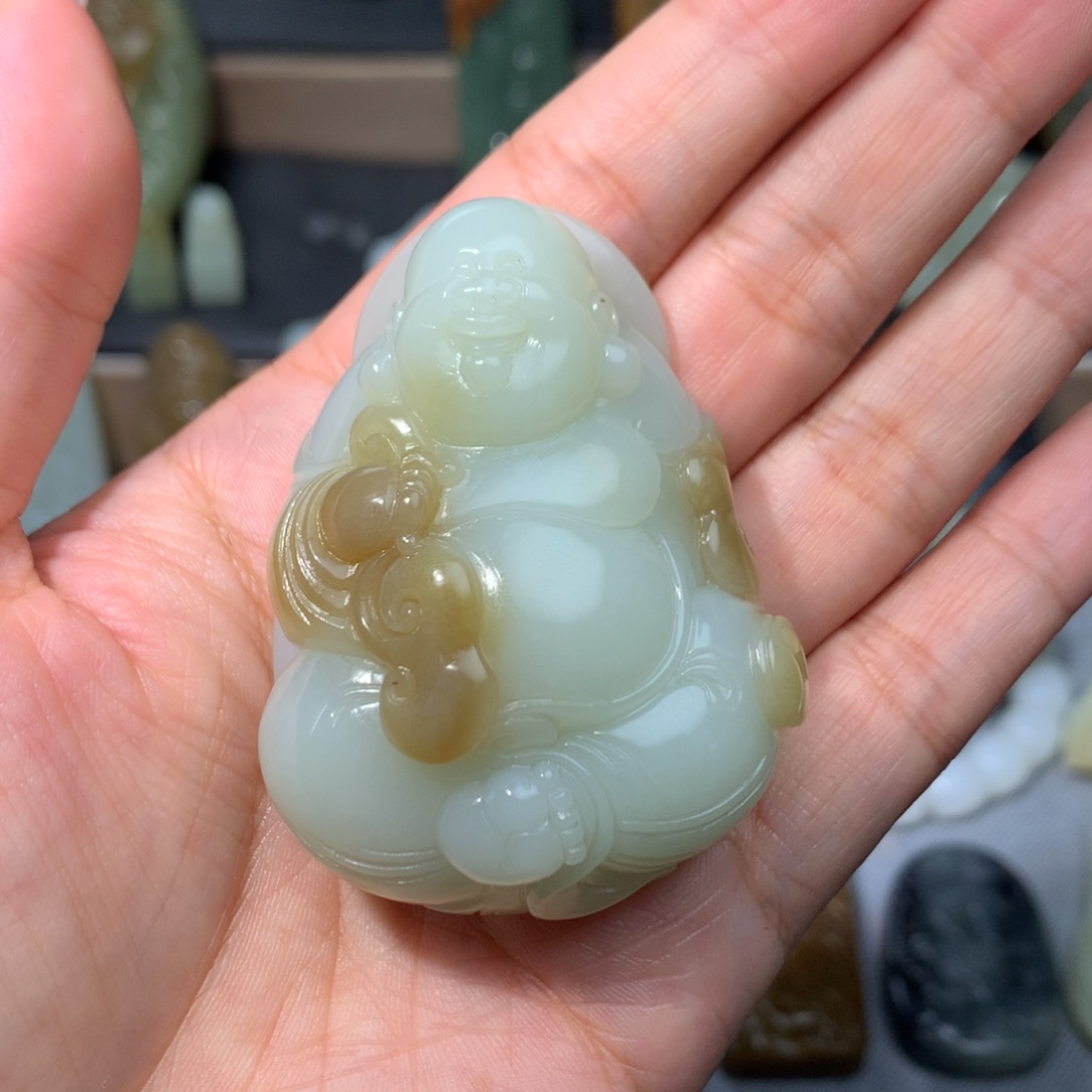 颈饰未镶嵌和田玉香**袂