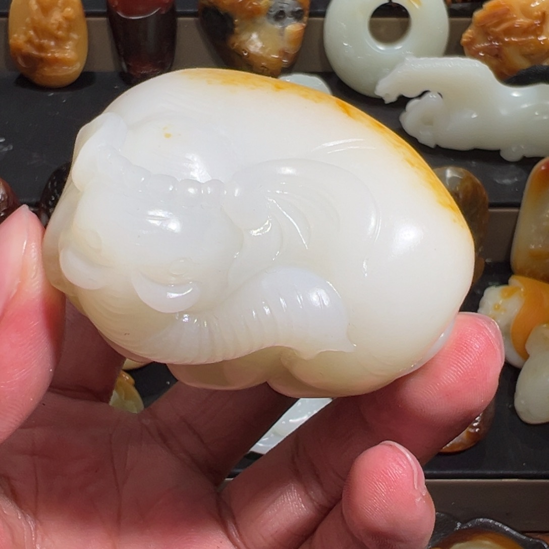 和田玉颈饰未镶嵌