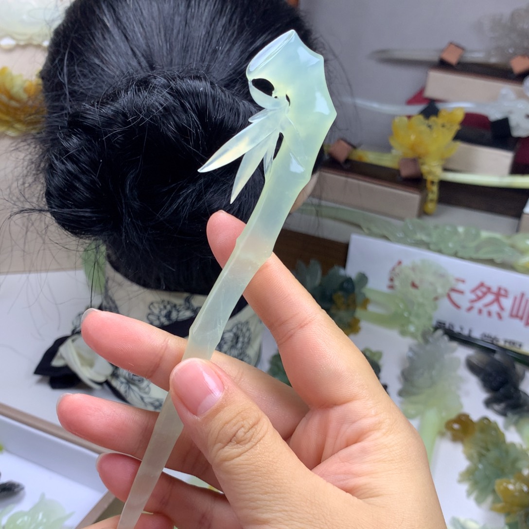 蛇纹石玉未镶嵌发饰