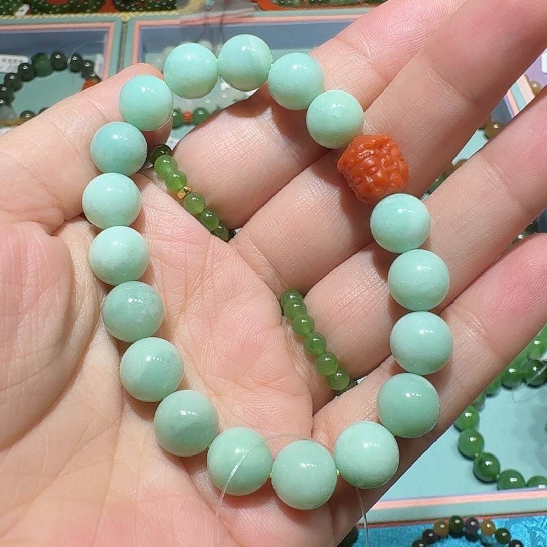 和田玉未镶嵌珠宝奇石