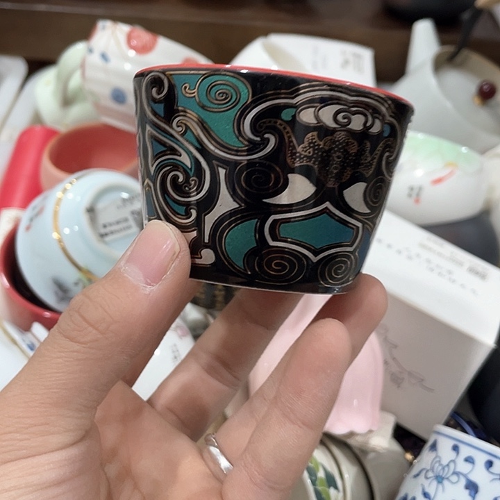 陶瓷茶具全部清清完回家过年