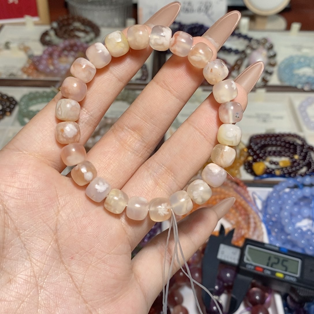 水晶手串未镶嵌樱花玛瑙