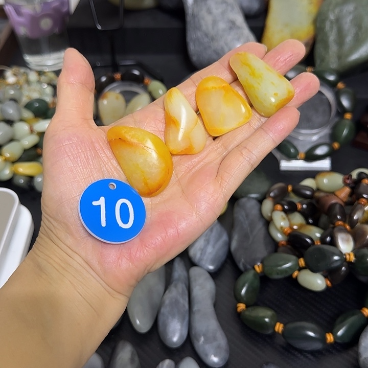 和田玉（糖玉）未镶嵌车挂