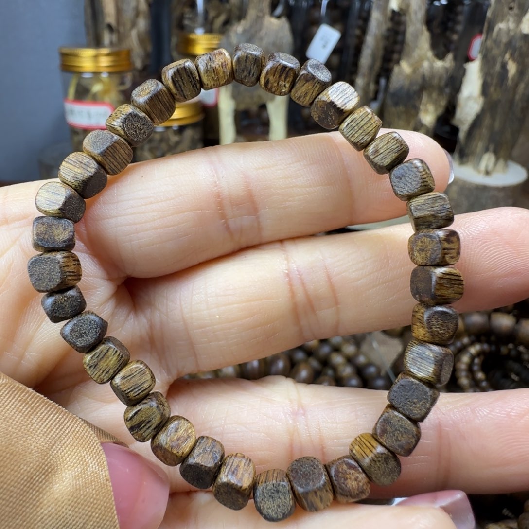 沉香碎屑沉香04方糖珠