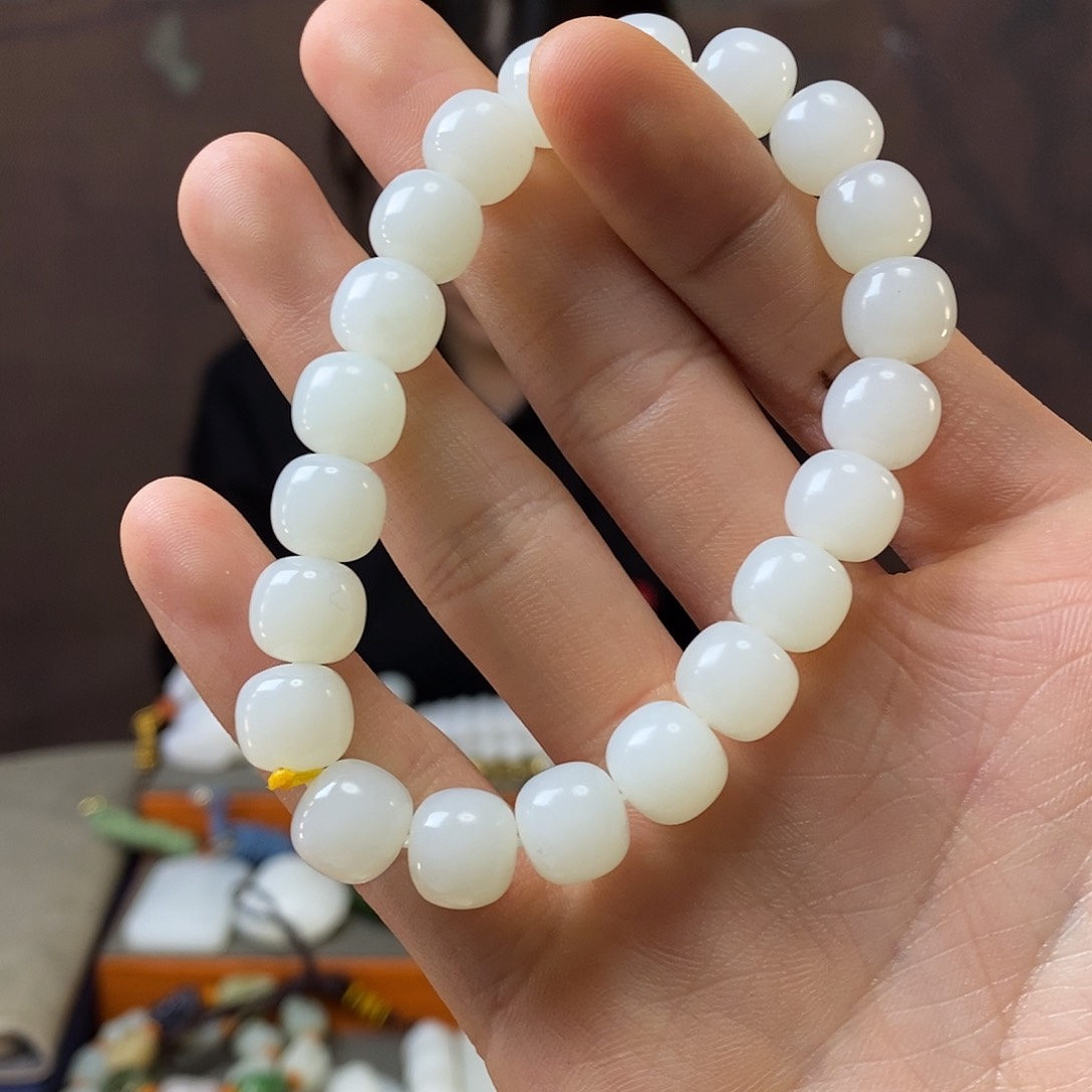 和田玉挂件未镶嵌玉****主