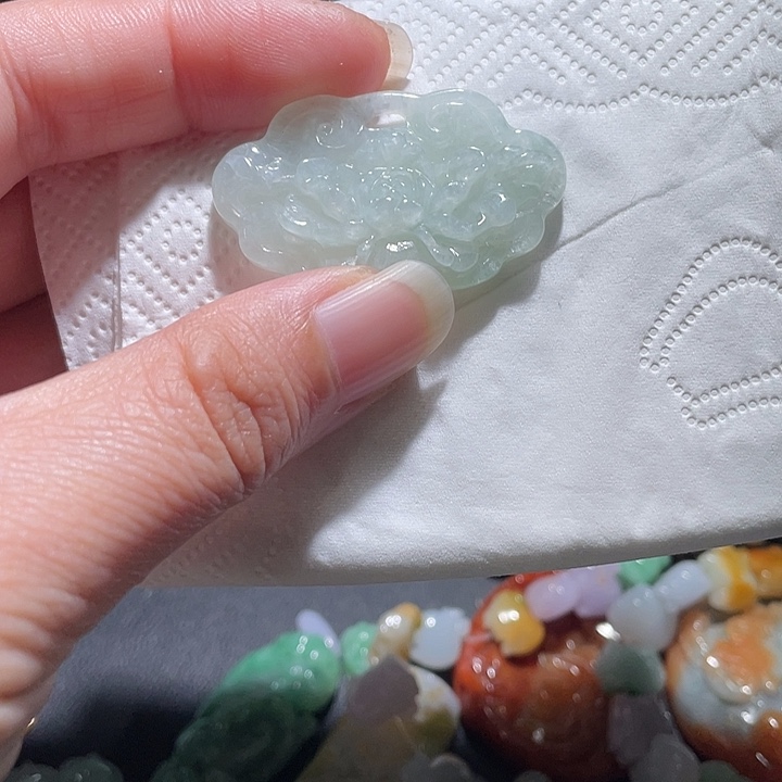 颈饰未镶嵌翡翠天