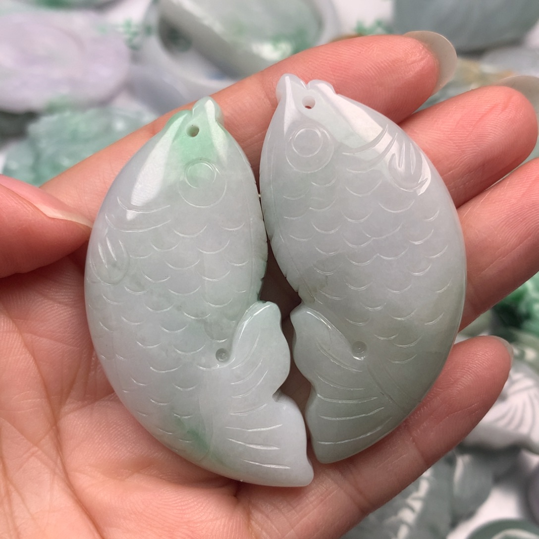 都***堰翡翠未镶嵌颈饰翡翠