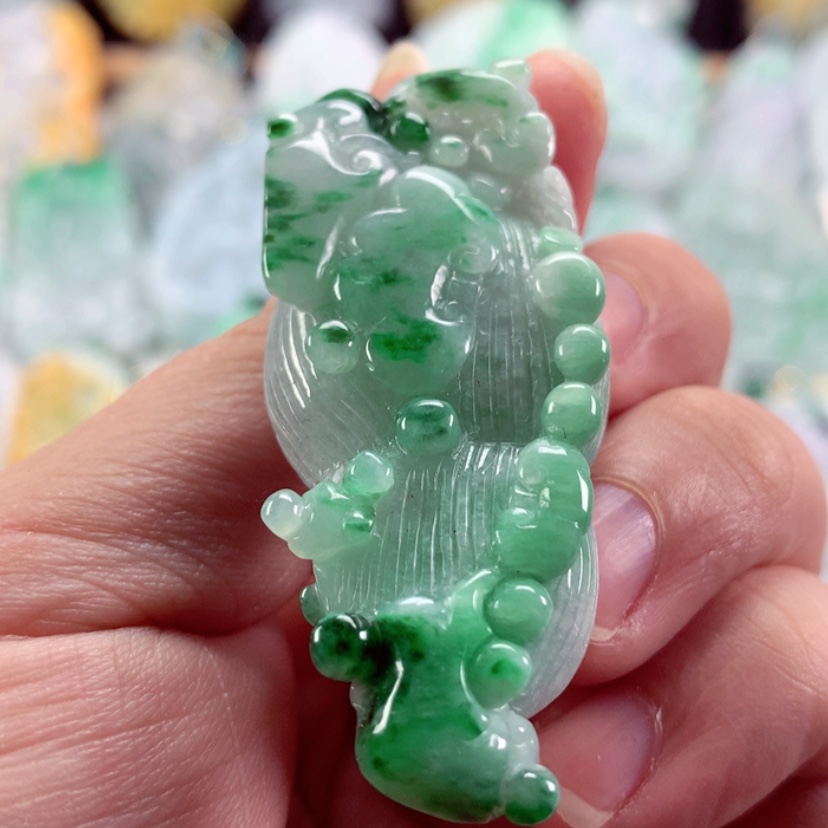 【闪购商品】翡翠吊坠(不含链)未镶嵌