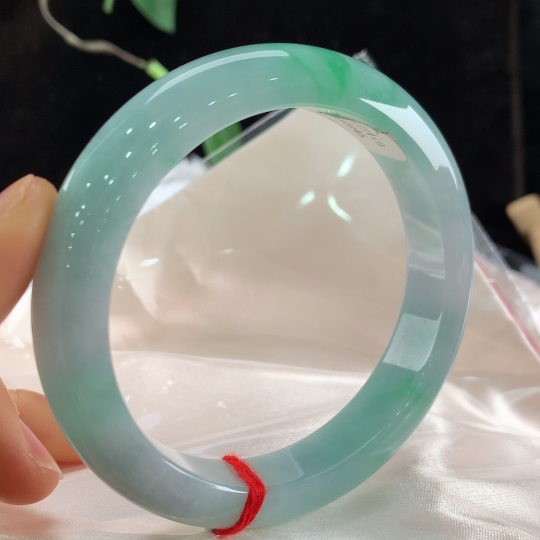 翡翠手镯未镶嵌111-0045