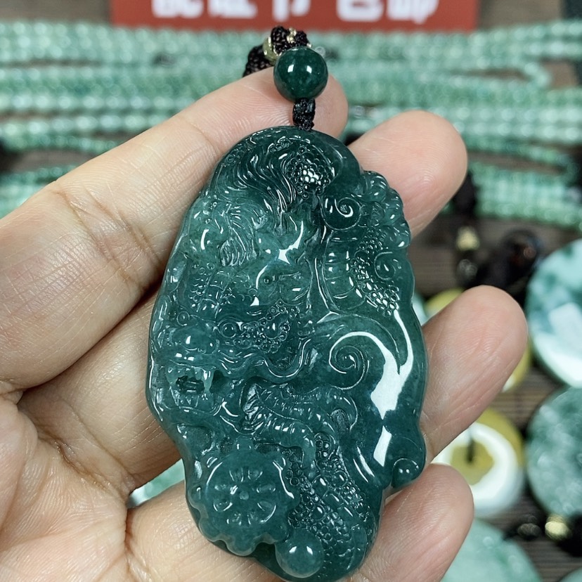 【闪购商品】翡翠颈饰未镶嵌玉吊坠翡翠玉市随性龙牌