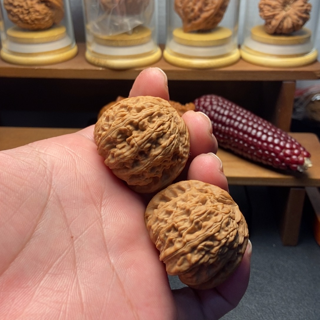 吊坠文玩核桃41全品白狮子尖有浮黄介意勿拍