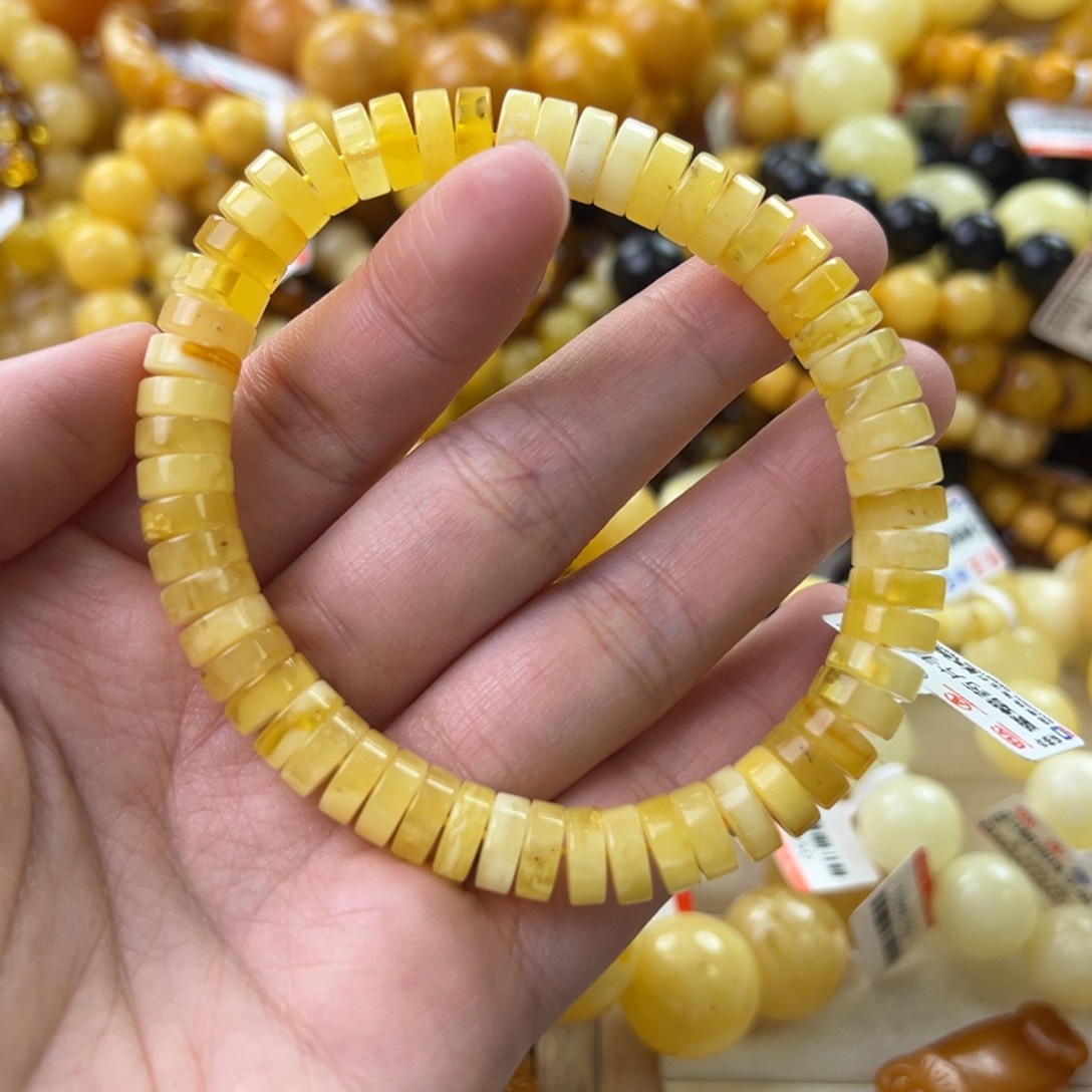 琥珀珠宝奇石未镶嵌