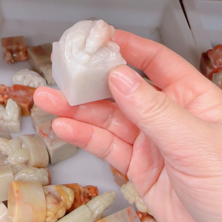 老挝石000000000000000