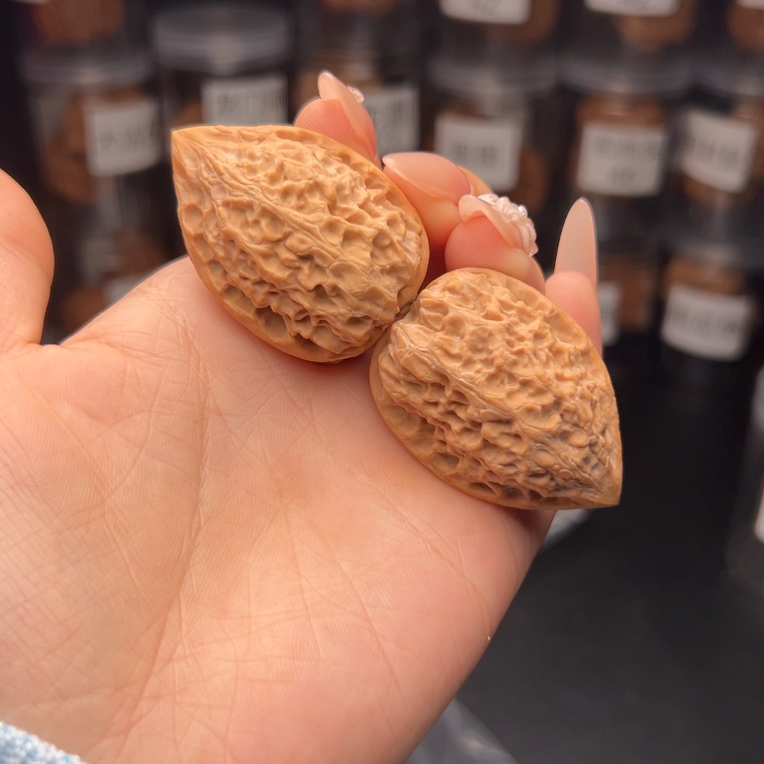 文玩核桃吊坠*️**沈阳鸡心