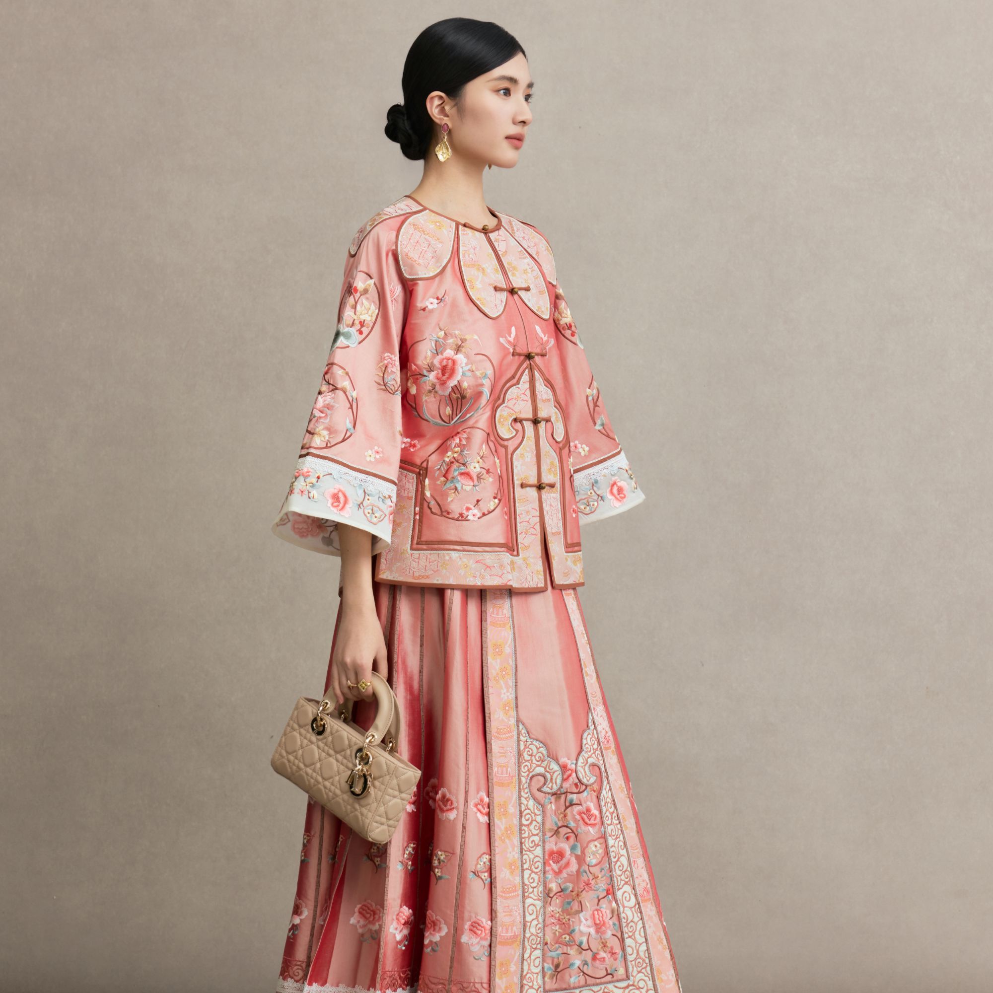 「花月瑶」乐锦坊复古中国风手工原创设计感刺绣汉服26片日常马面裙