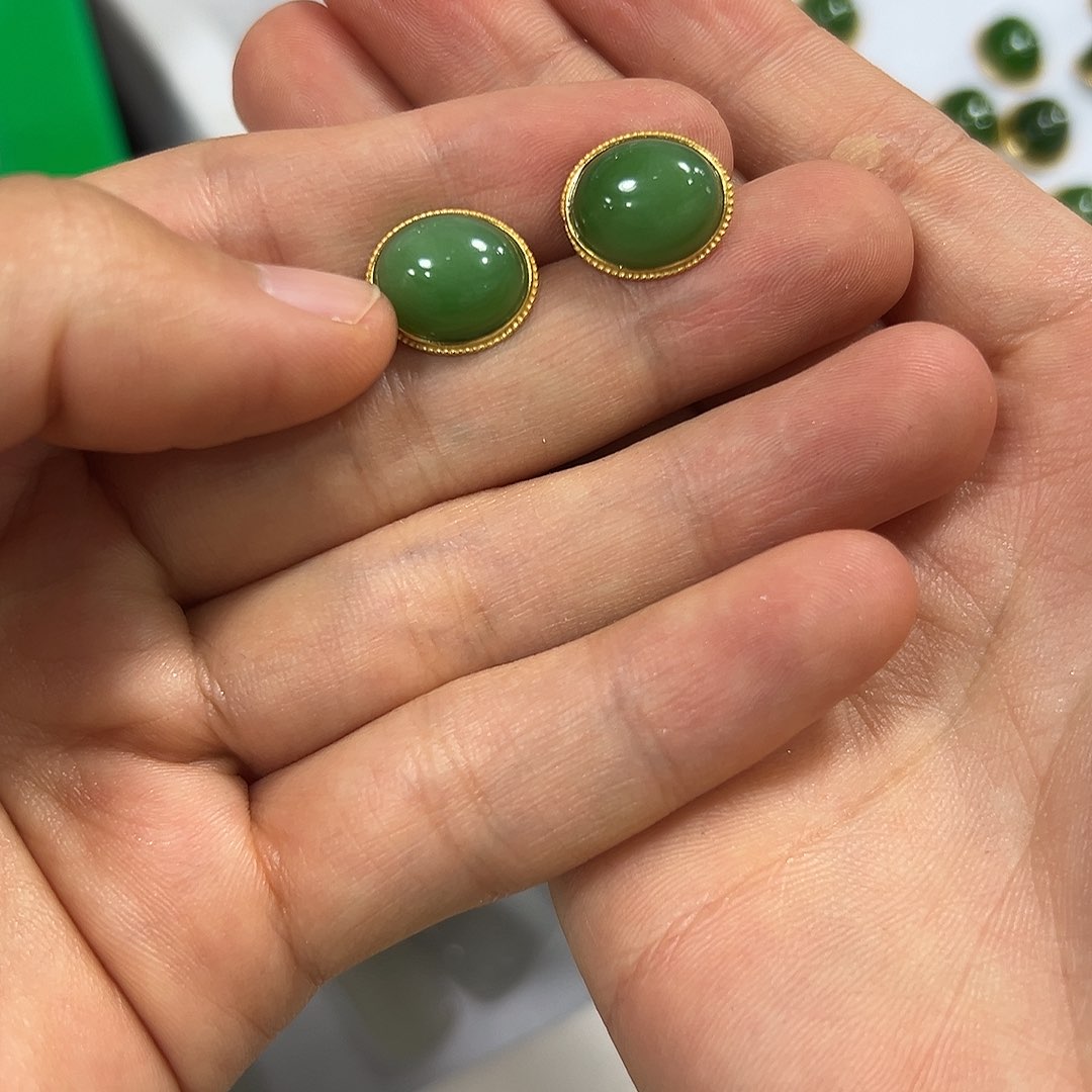 和田玉银S925镶嵌耳饰@****冰