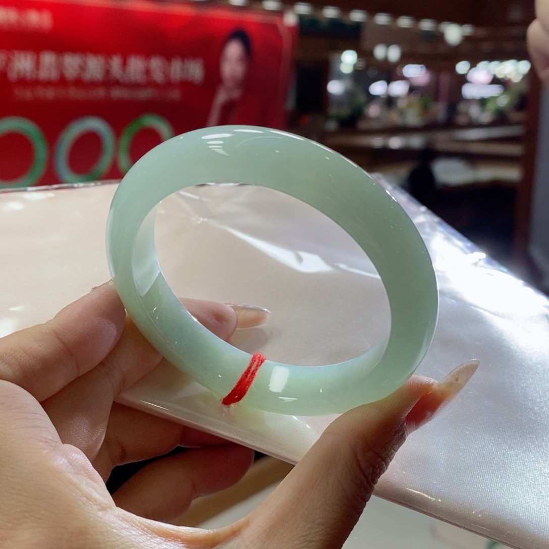 未镶嵌手镯翡翠翡翠