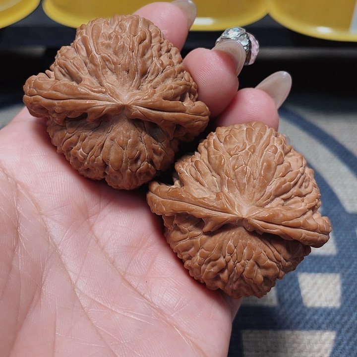 文玩核桃把件白狮子47