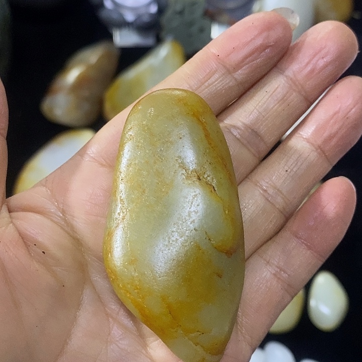未镶嵌和田玉（糖玉）挂件