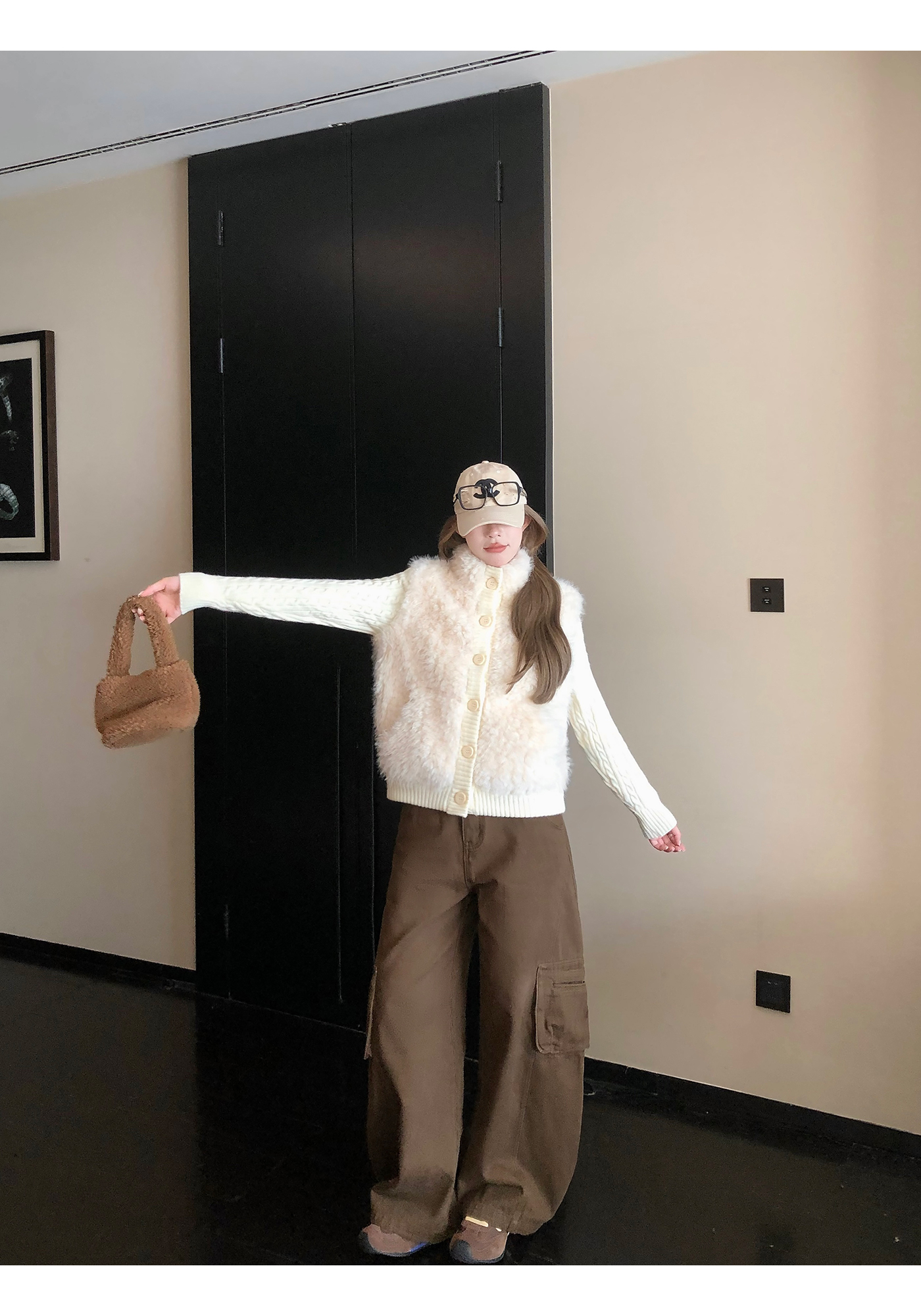 白色仿水貂立领外套女秋冬2025超火巨好看韩系慵懒高级感坎肩开衫