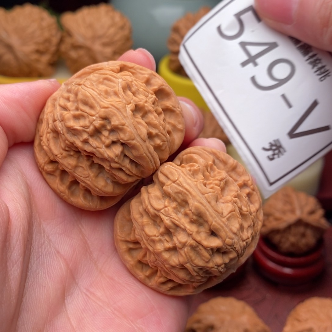 文玩核桃把件白狮42