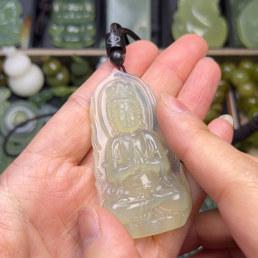 蛇纹石玉未镶嵌吊坠(赠链)