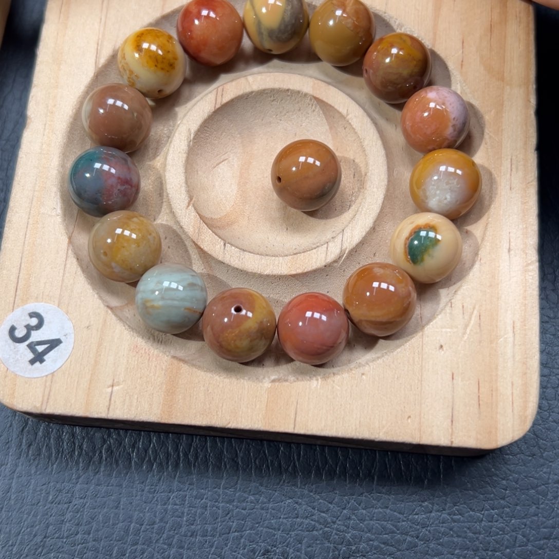 梨***⁸石英质玉未镶嵌手链33