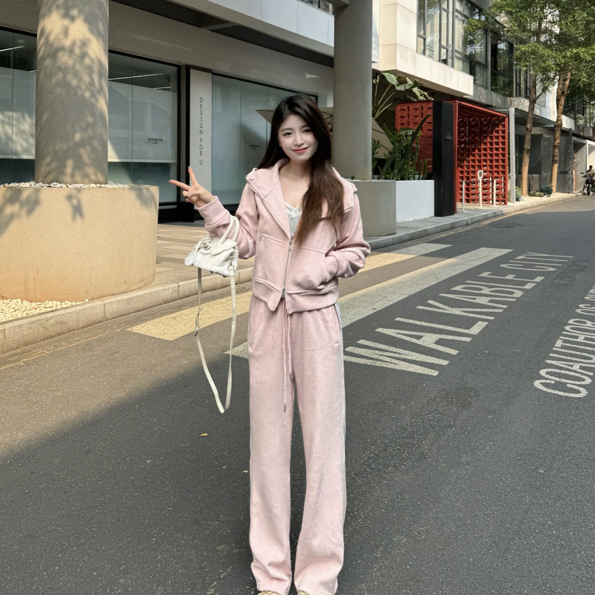 【悠悠】秋冬季加绒连帽卫衣开衫阔腿裤休闲显瘦运动套装时尚女