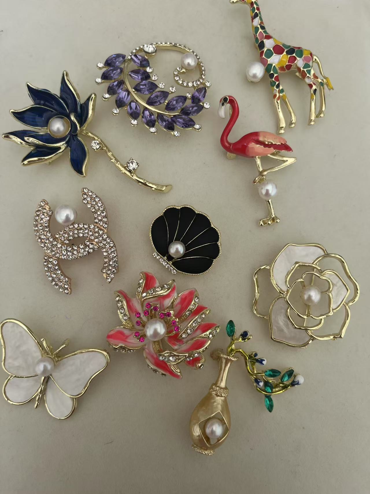 珍珠胸针随机发