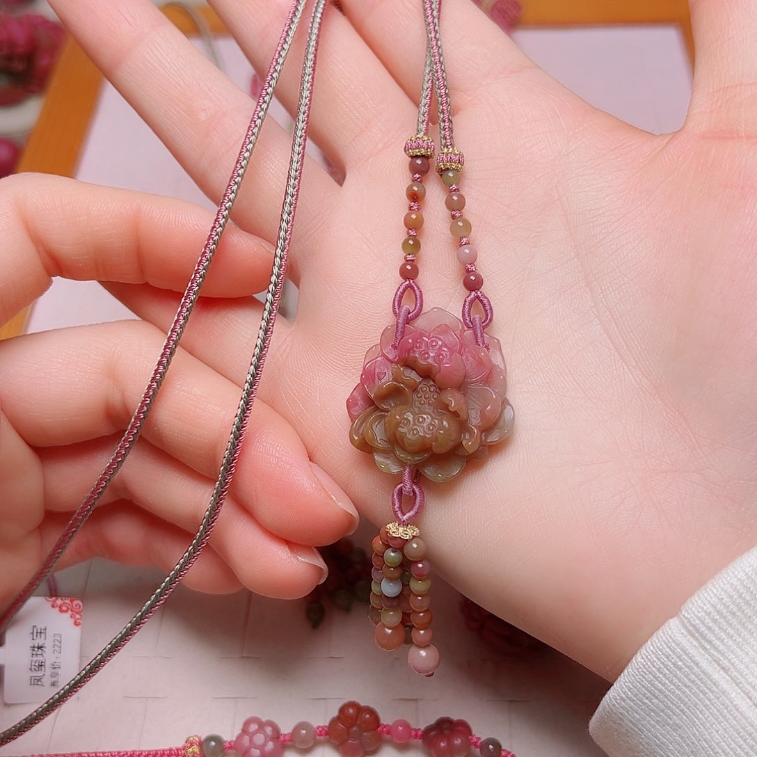 未镶嵌盐源玛瑙定制定制石英质玉