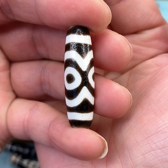 玛瑙吊坠未镶嵌可****乐