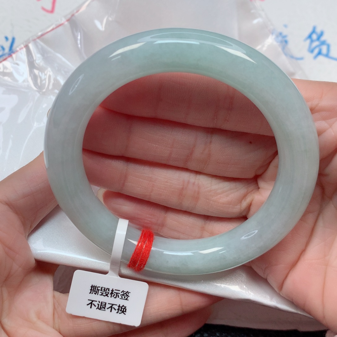 翡翠手镯未镶嵌58.7胖圆条