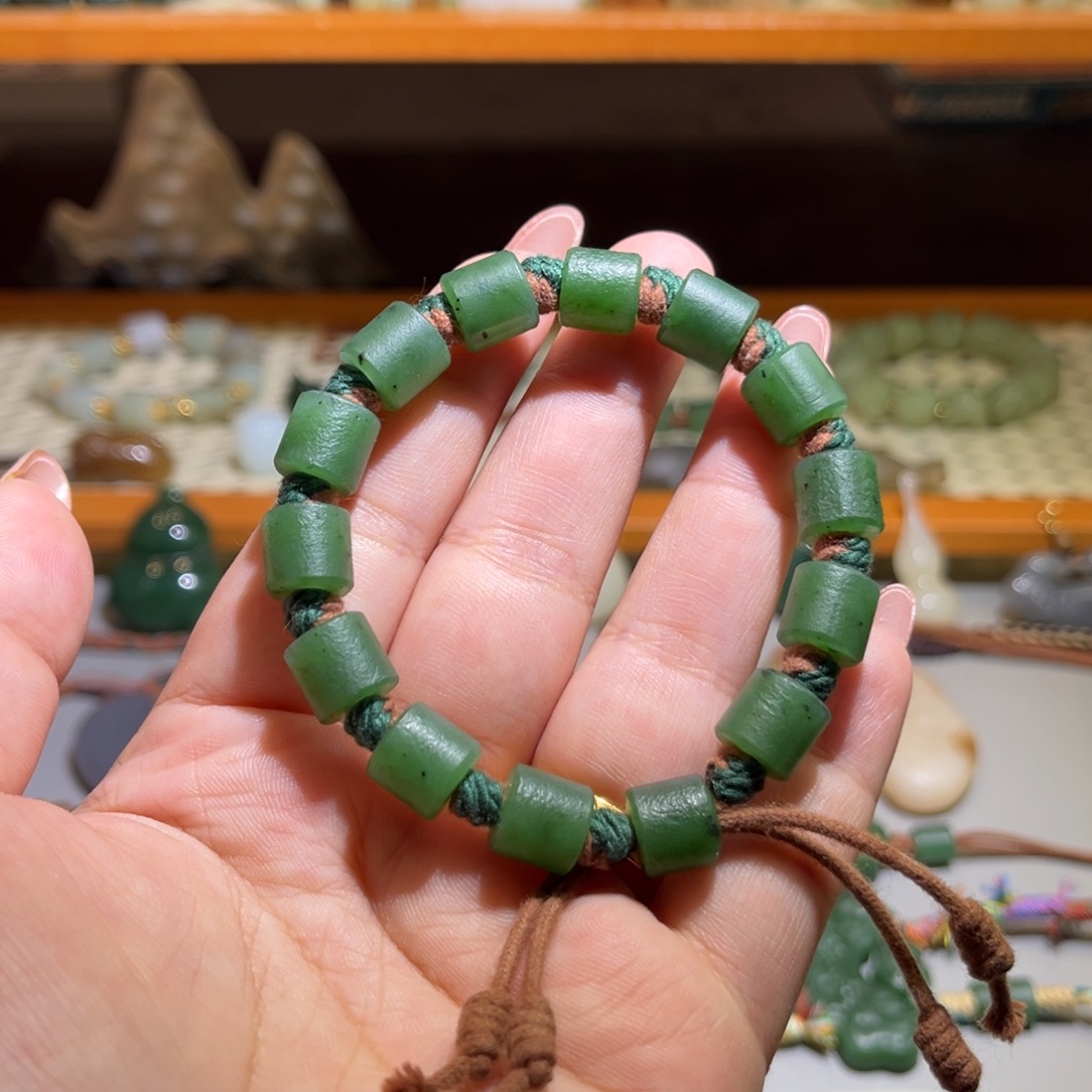 每****和田玉未镶嵌手链