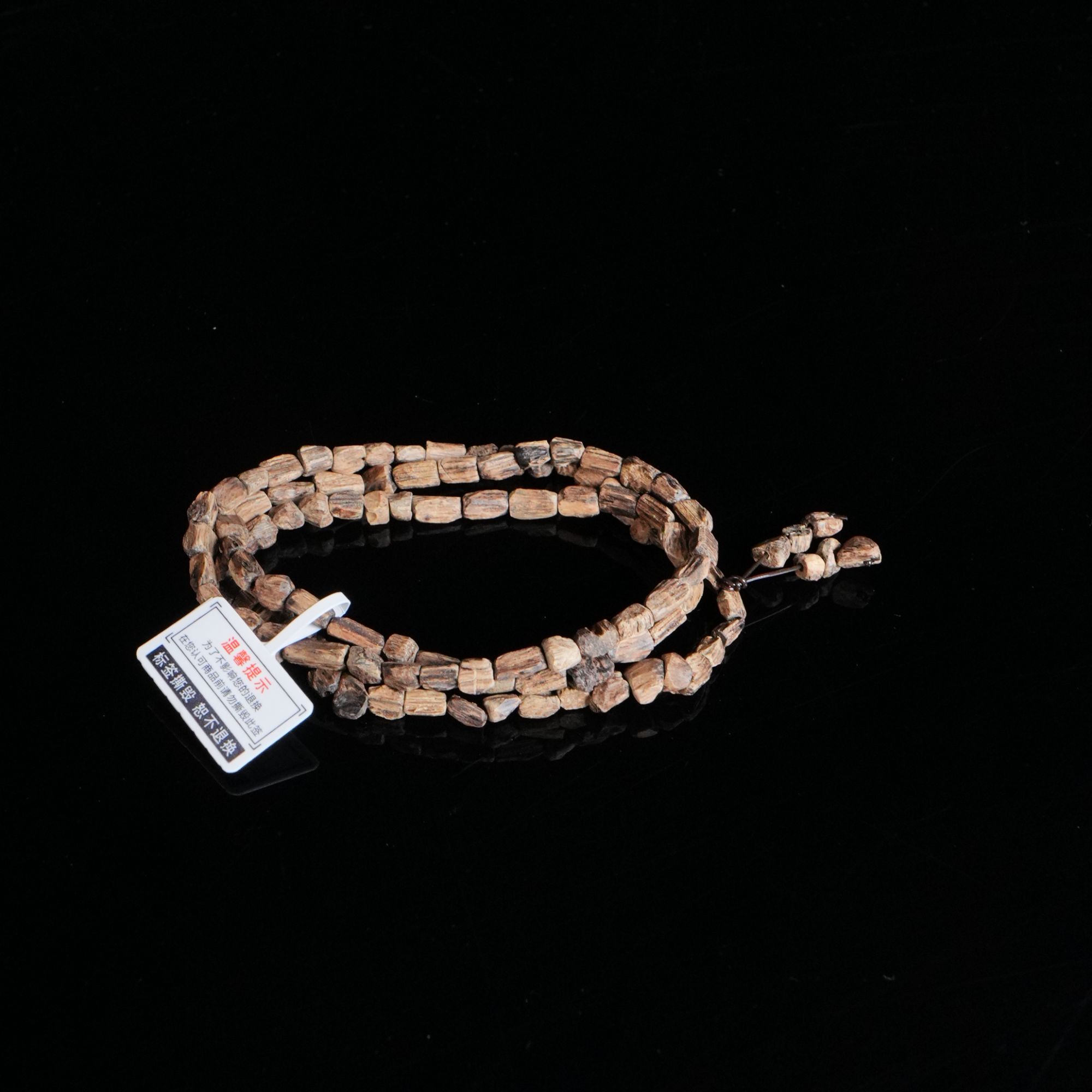 DY-B9600 越南顺化黑油软丝沉水沉香随型长串 /6.3g