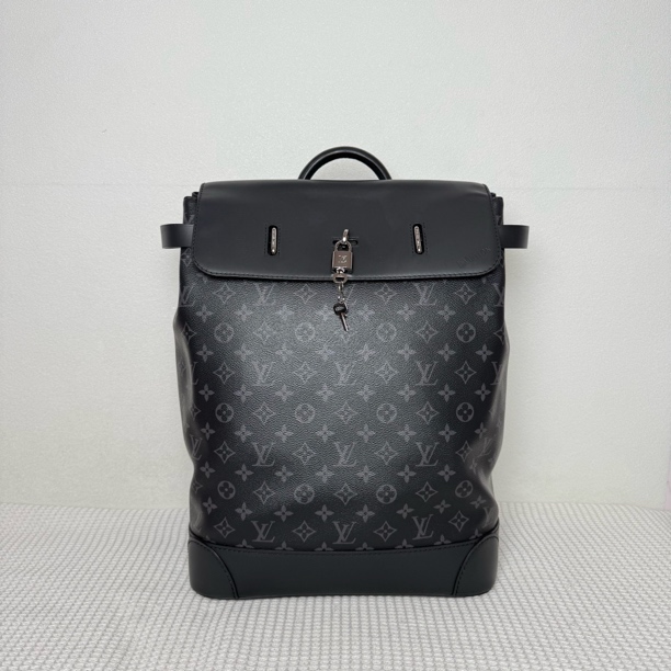99新 LouisVuitton/路易威登 7035/8948时尚芯片款黑老花双肩包