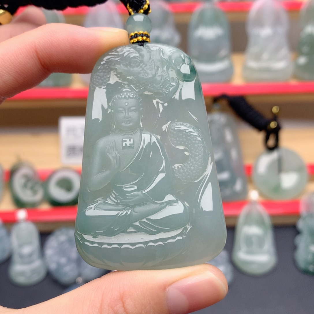 翡翠未镶嵌颈饰阿弥陀佛