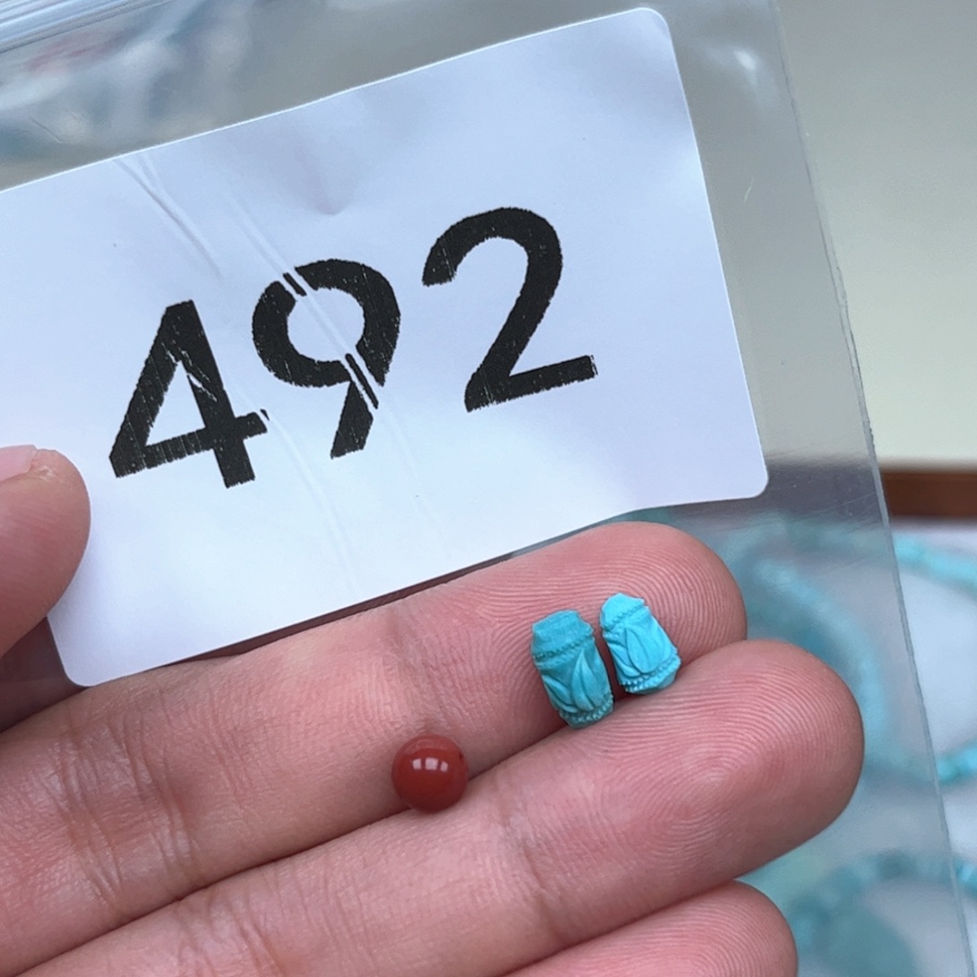 南红玛瑙未镶嵌珠宝奇石