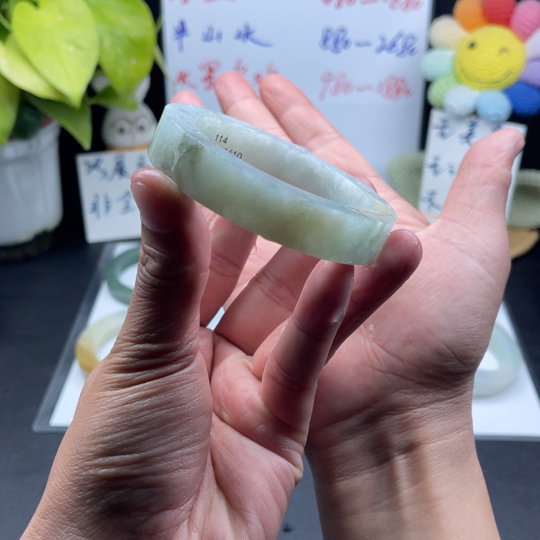 【闪购商品】定制翡翠55-57正圈未镶嵌手镯