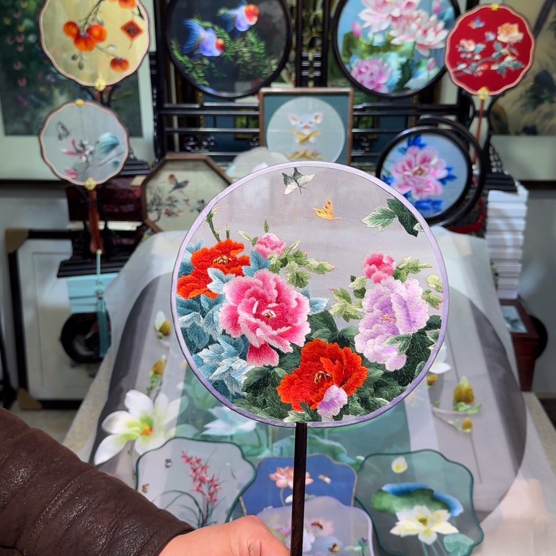 刺绣刺绣工艺精湛