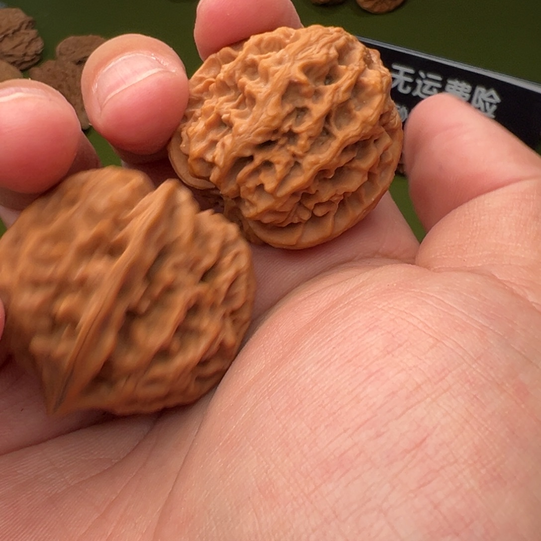 T****吊坠文玩核桃全品太行龙纹