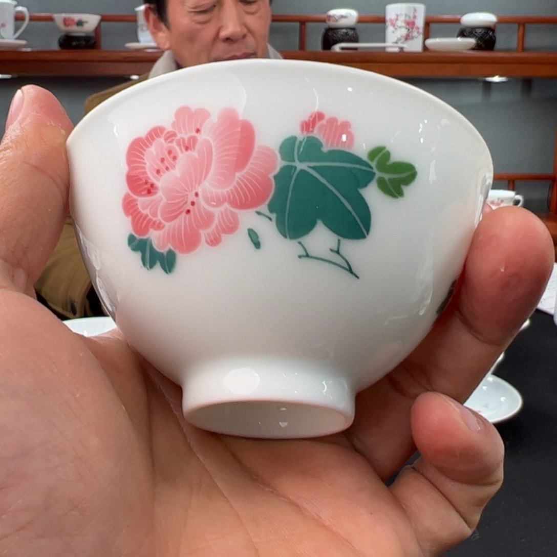 红芙蓉对花杯一级品（彭）